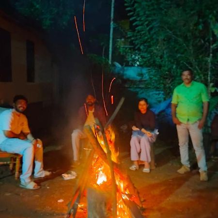 Riya Home Stay Munnar Anaviratty エクステリア 写真